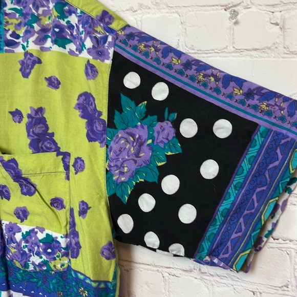 Vintage Take Away Printed Short Sleeve Button Down Blouse - Picture 5 of 10